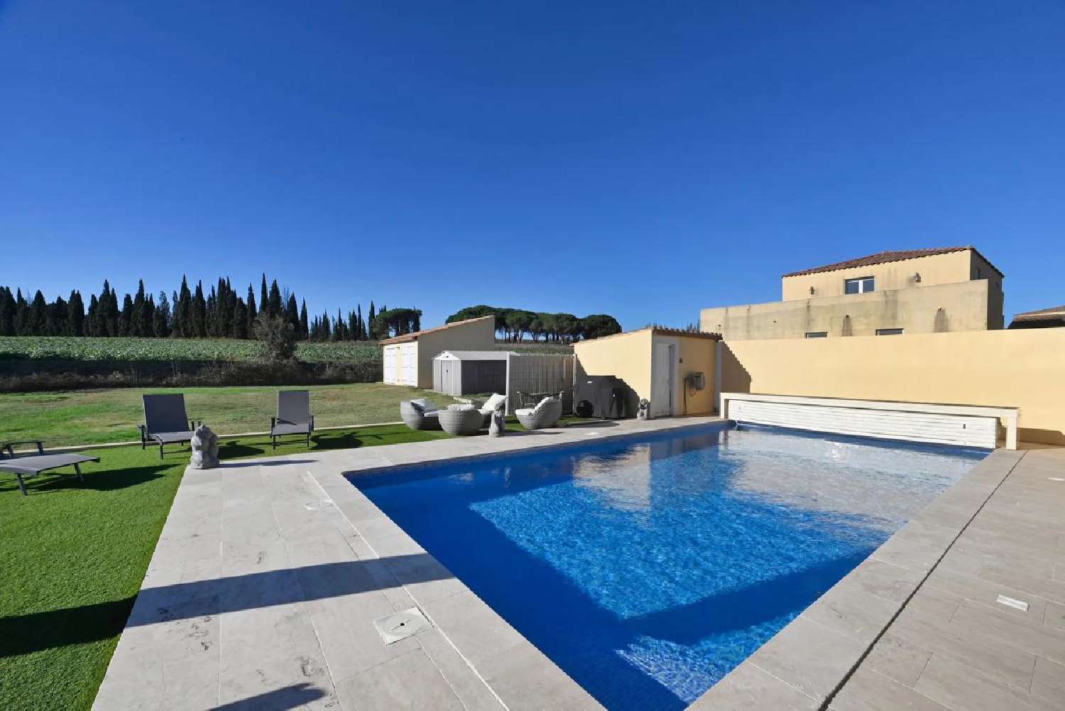 te koop huis Saint-Gilles Gard 1