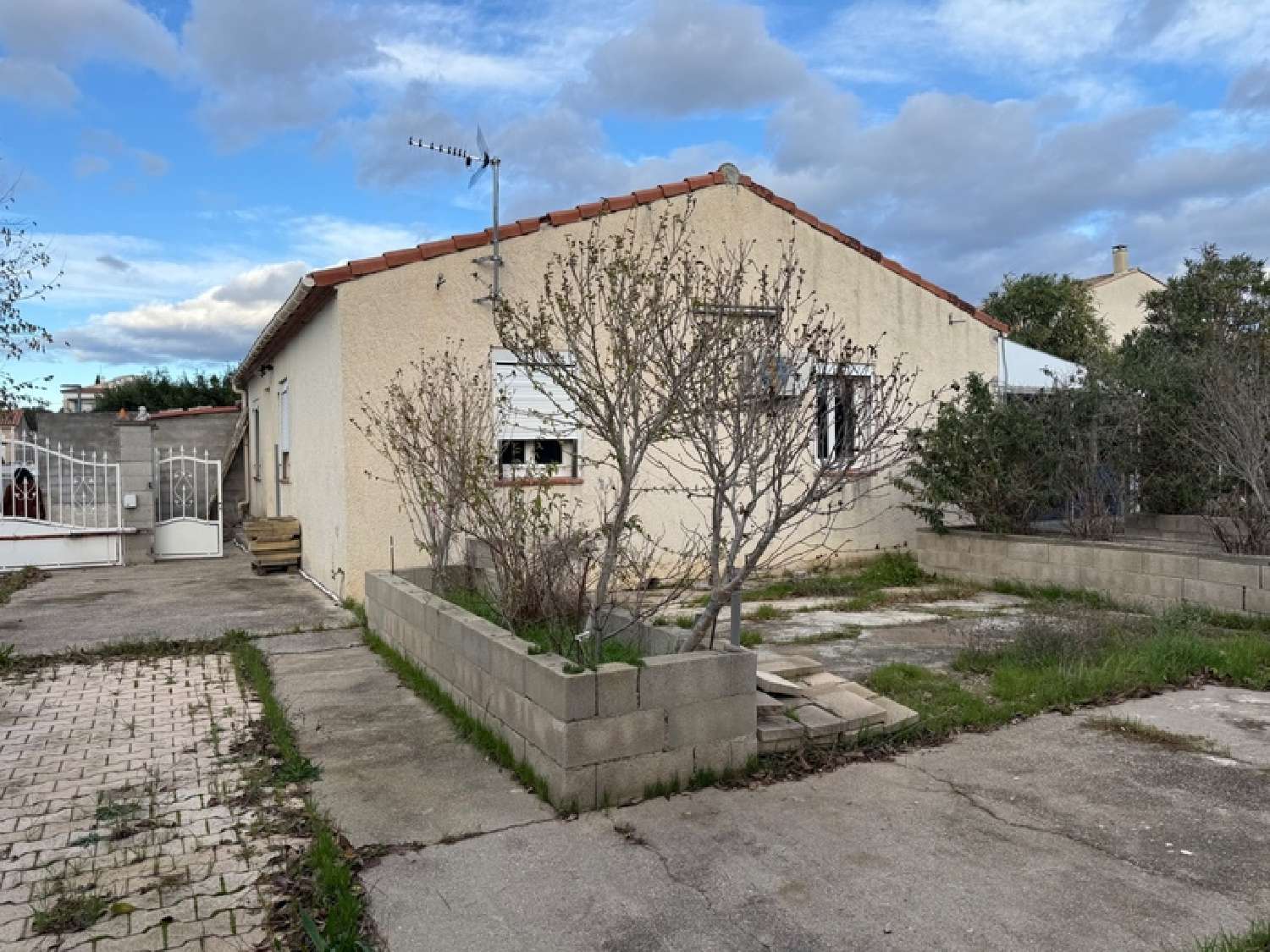  for sale house Saint-Hilaire-de-Brethmas Gard 7