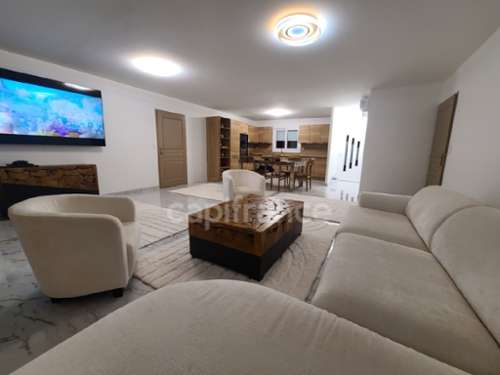 Saint-Jean-d'Angély Charente-Maritime huis foto 7231766