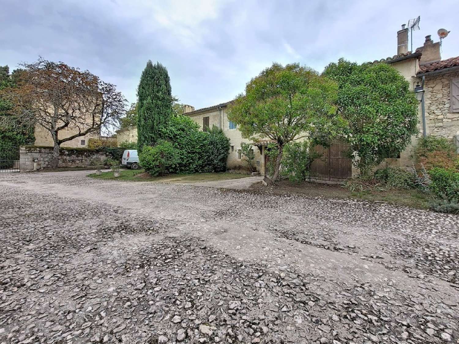 à vendre maison Saint-Lary Gers 1