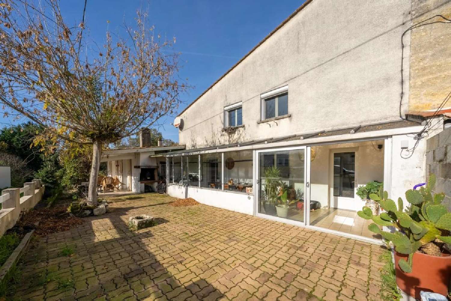  for sale house Saint-Laurent-d'Arce Gironde 1