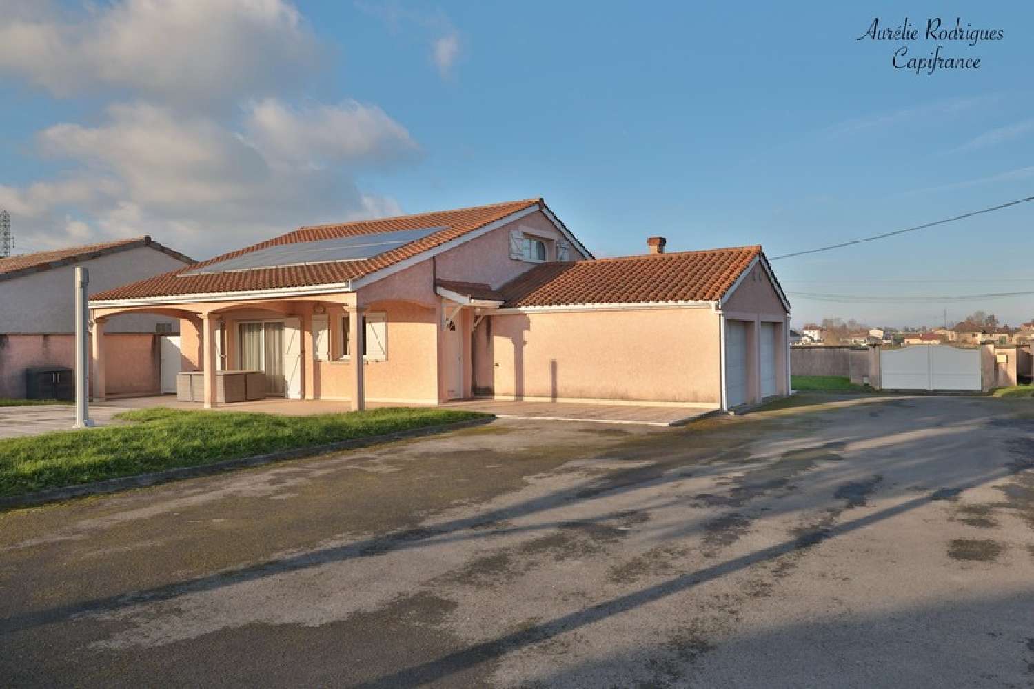 for sale house Saint-Martin-Belle-Roche Saône-et-Loire 1