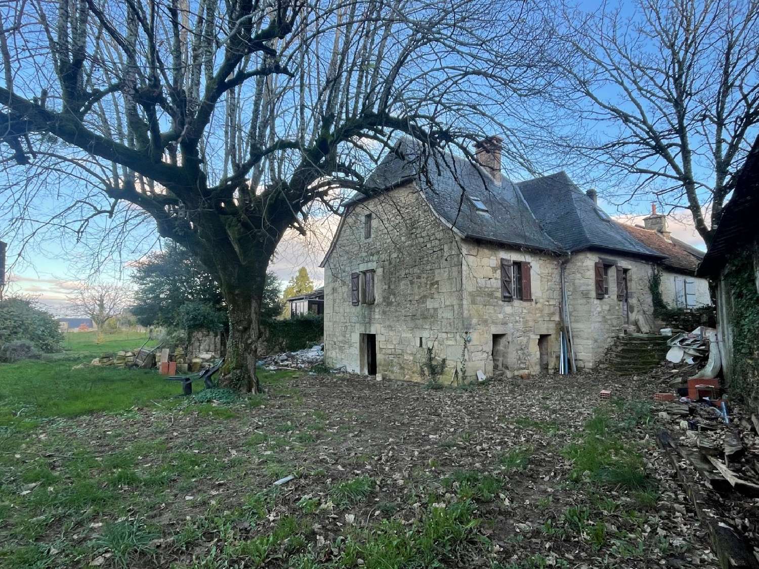  te koop huis Saint-Robert Corrèze 1