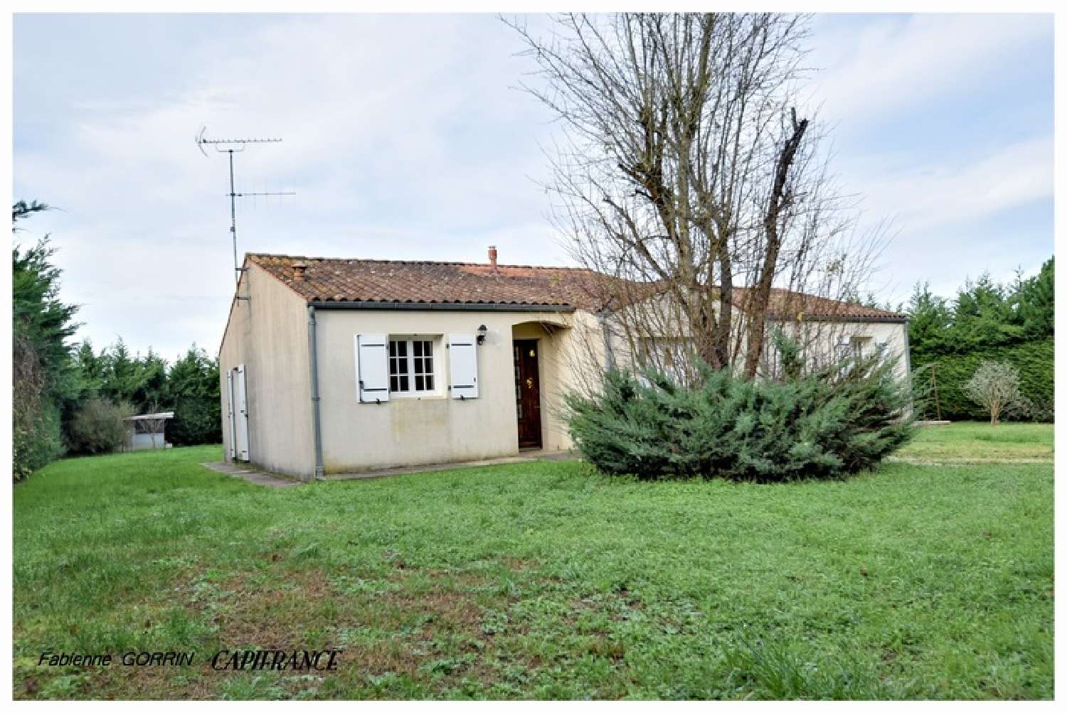 à vendre maison Saint-Sulpice-d'Arnoult Charente-Maritime 2