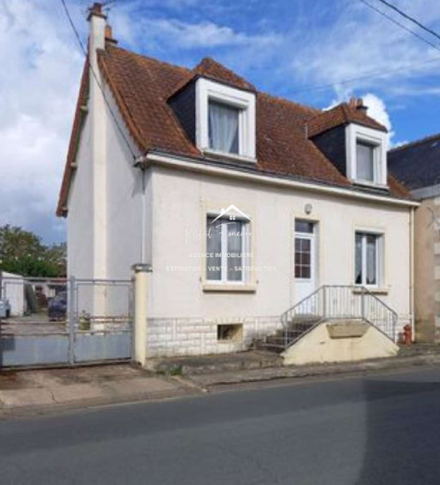  for sale house Sainte-Maure-de-Touraine Indre-et-Loire 2
