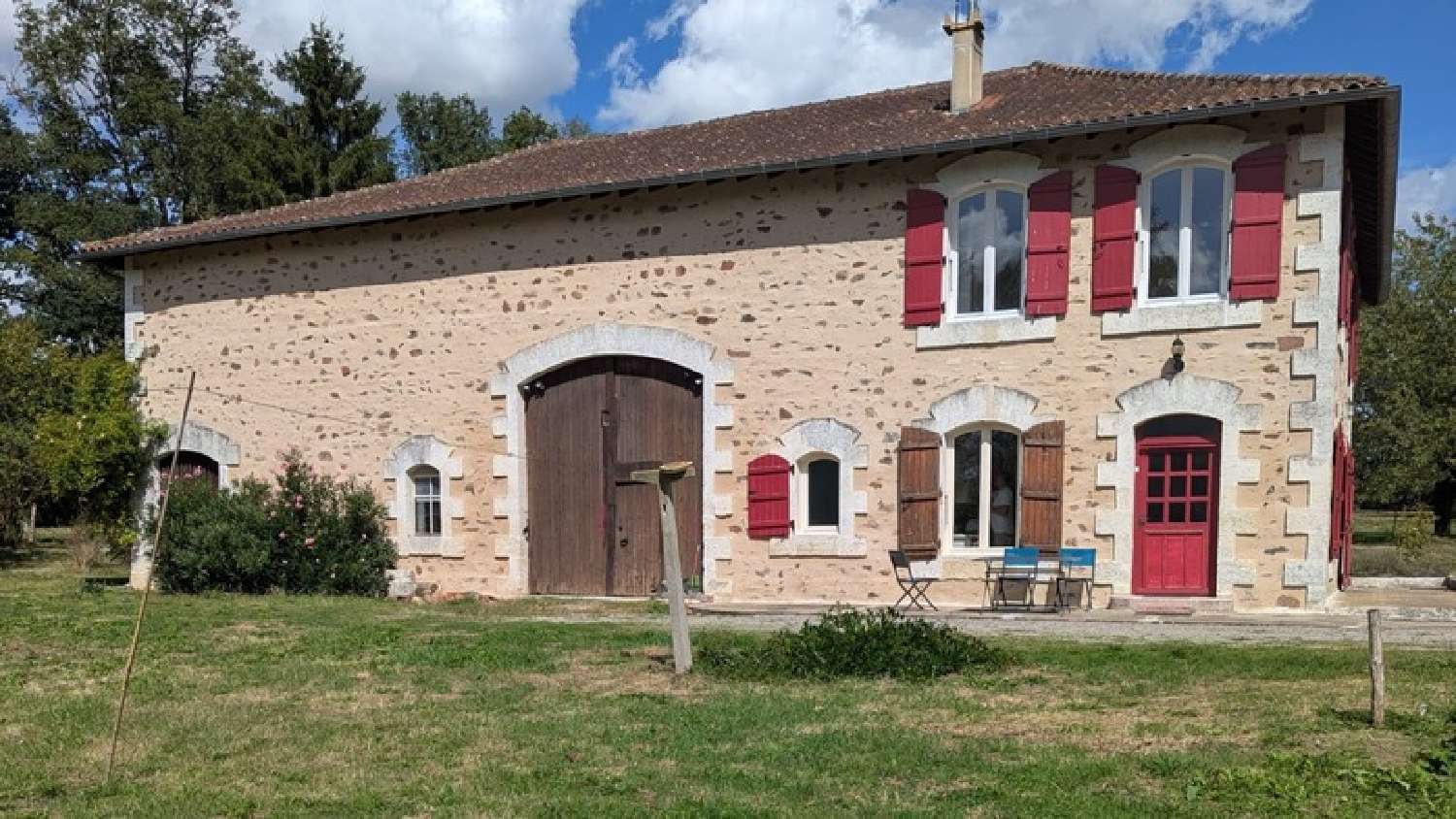  te koop huis Saulgond Charente 1