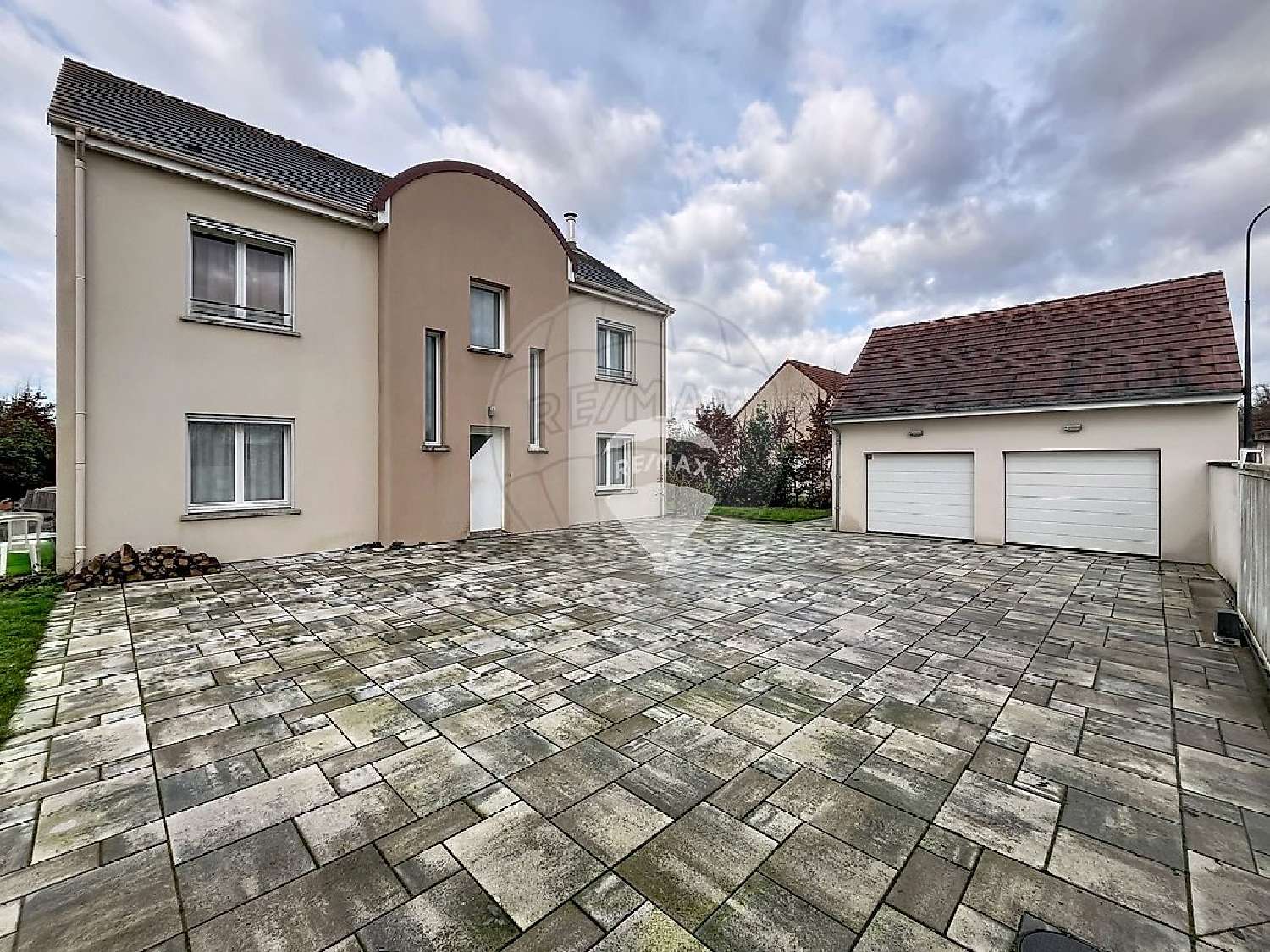 for sale house Savigny-sur-Clairis Yonne 1