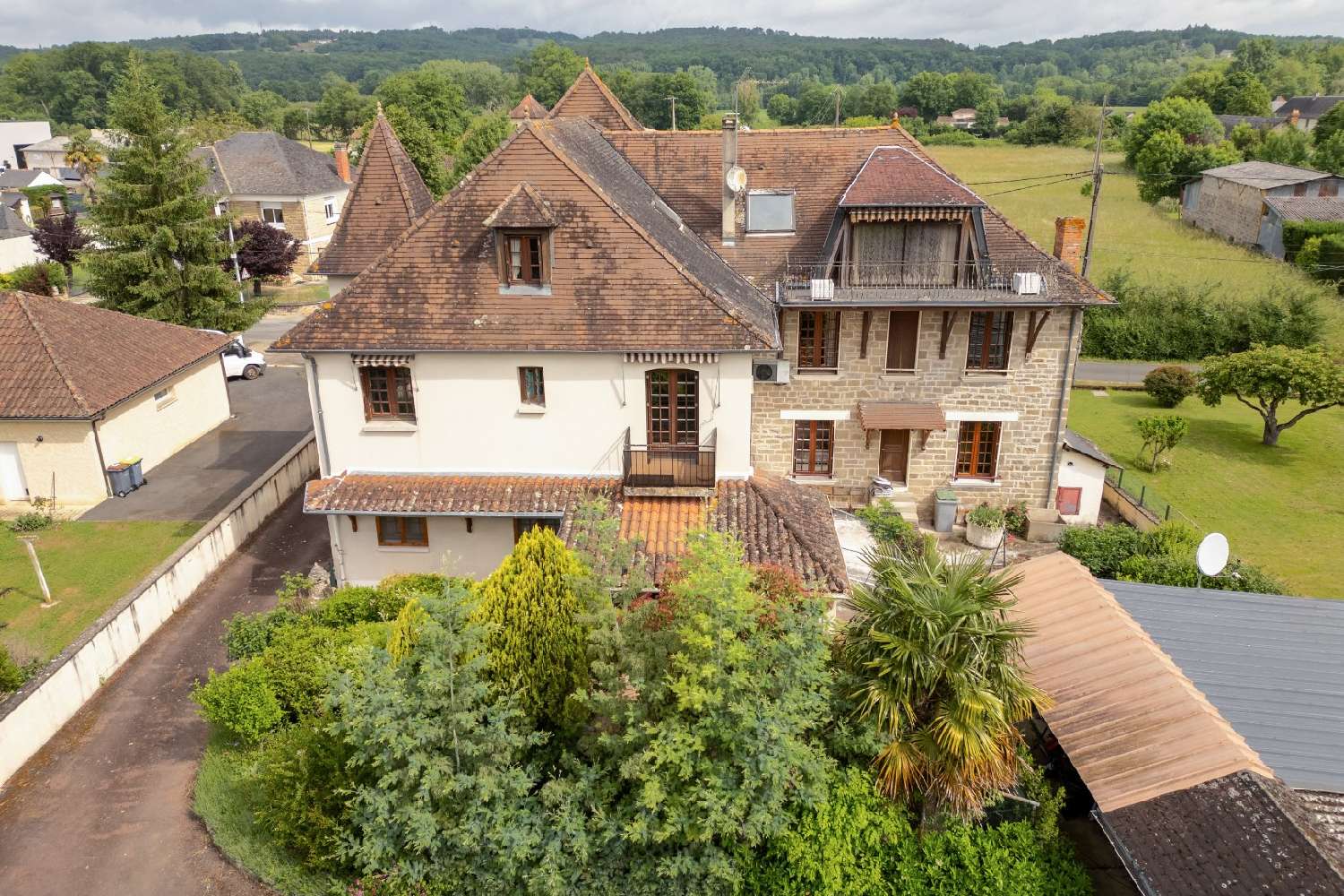 te koop huis Terrasson-Lavilledieu Dordogne 2