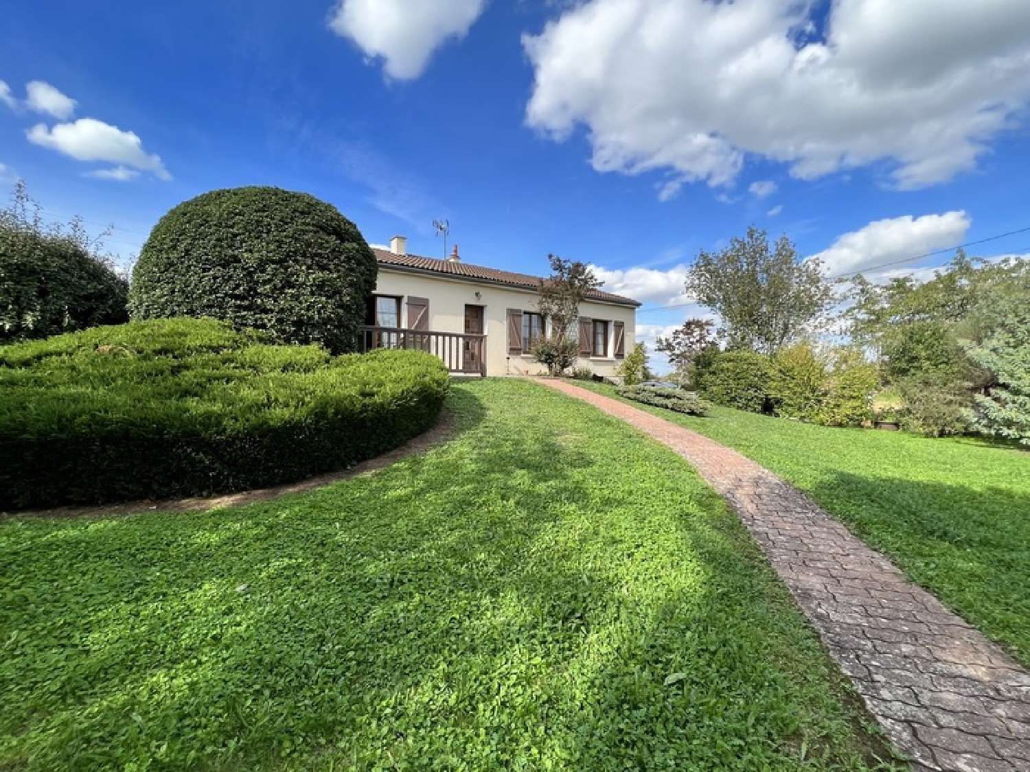 à vendre maison Thouars Deux-Sèvres 2