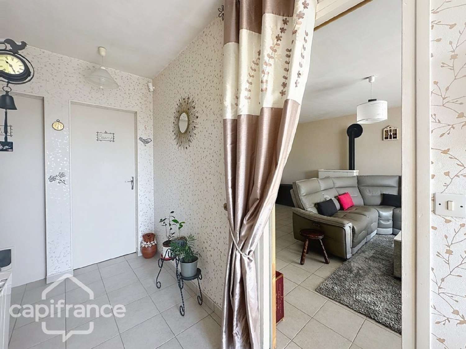 for sale house Thouars Deux-Sèvres 2