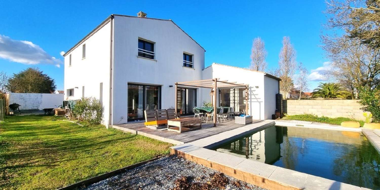 à vendre maison Vérines Charente-Maritime 2