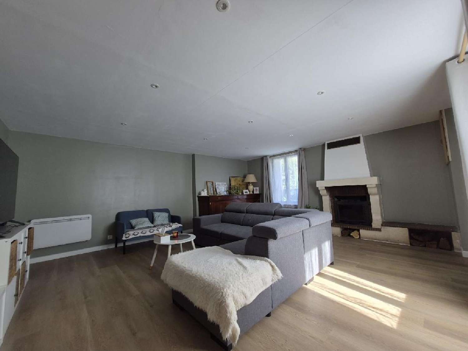 for sale house Villeneuve-la-Comtesse Charente-Maritime 1