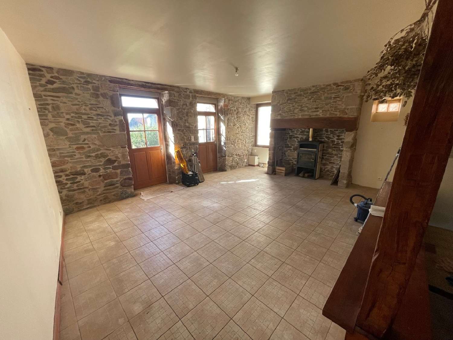  te koop huis Voutezac Corrèze 2