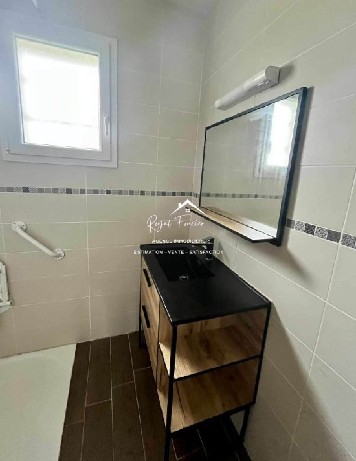  for sale house Yzeures-sur-Creuse Indre-et-Loire 7