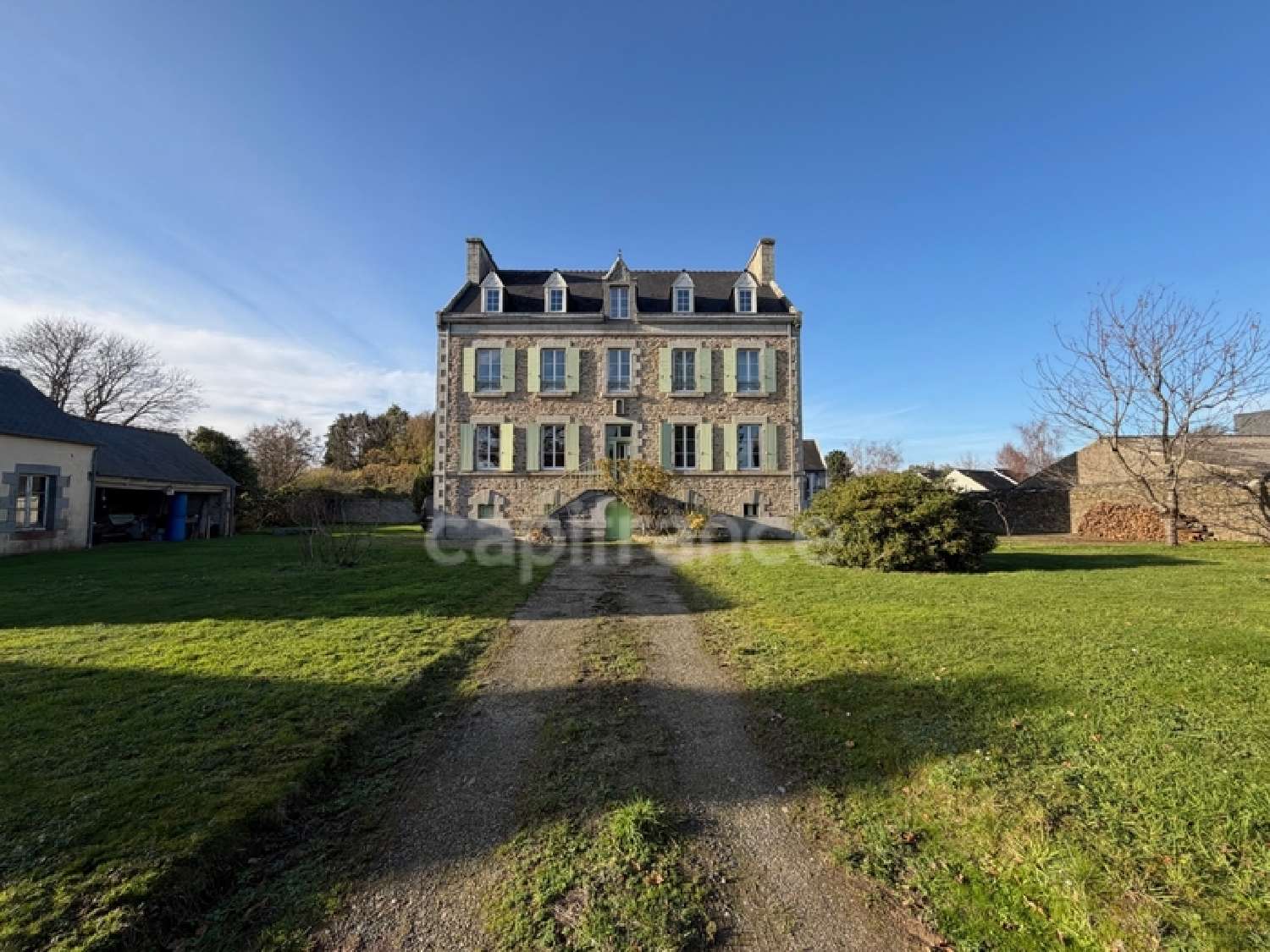 for sale mansion Carhaix-Plouguer Finistère 4