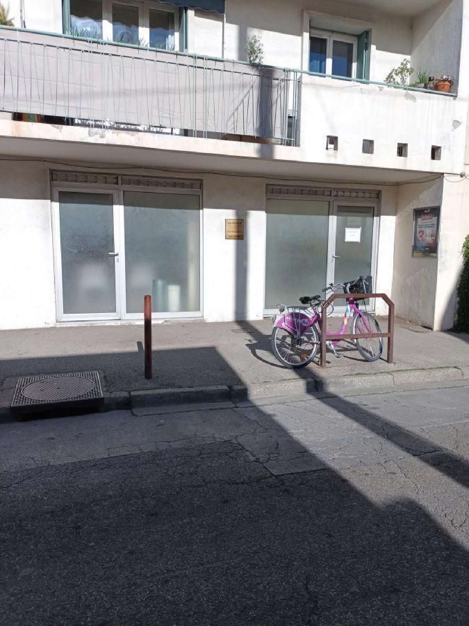  te koop kantoor Nîmes Gard 1