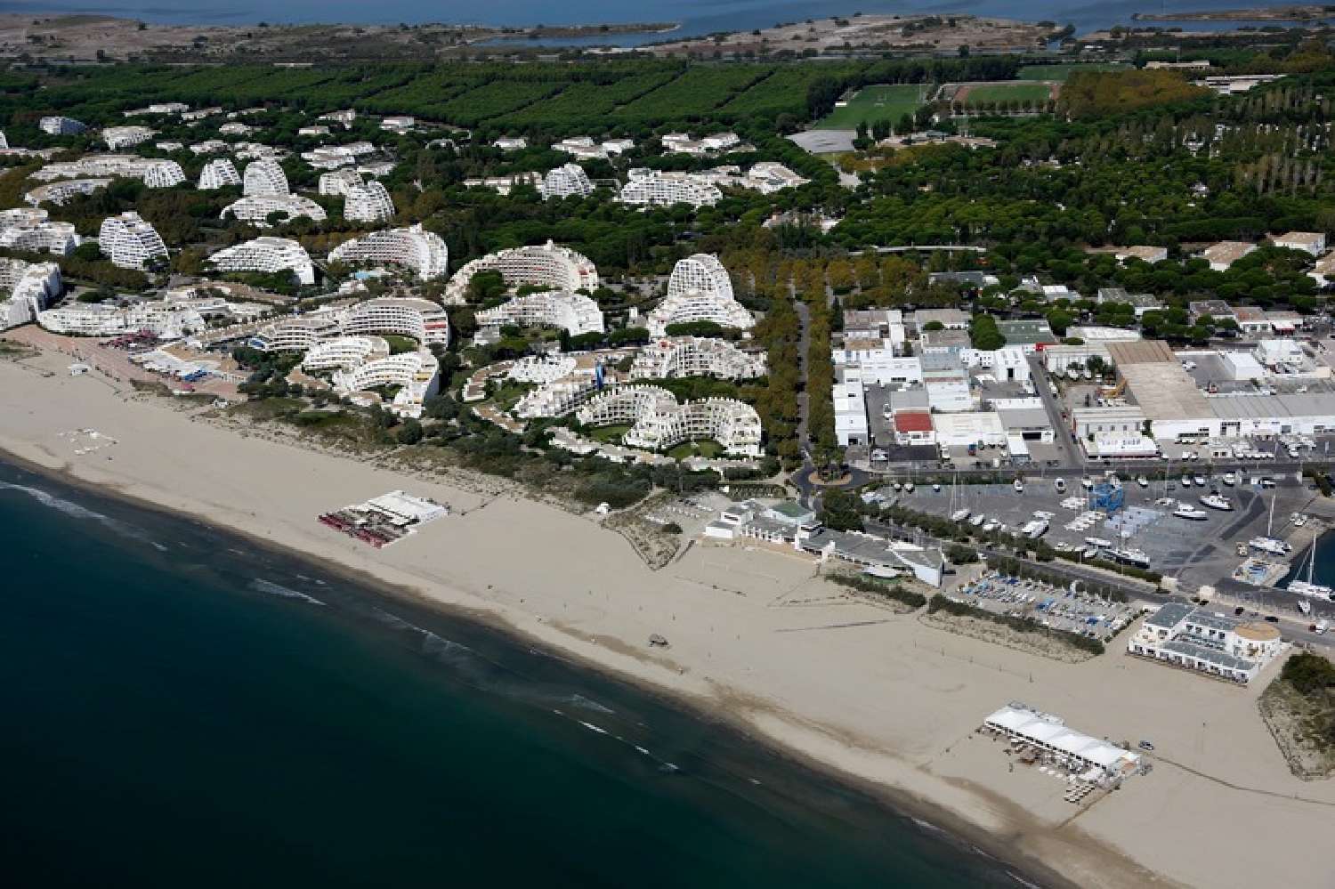à vendre restaurant La Grande Motte Hérault 2