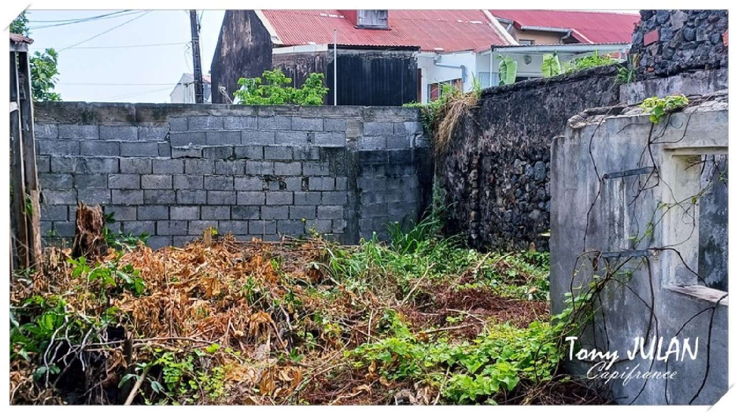  te koop terrein Basse-Terre Guadeloupe 3