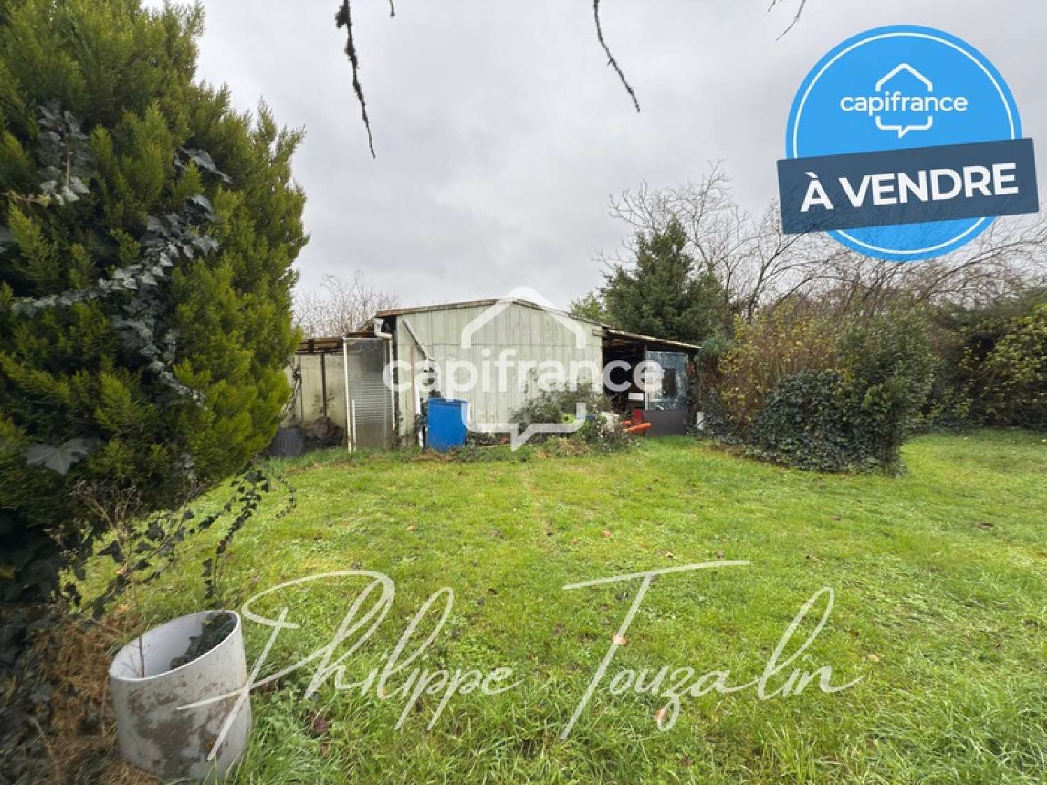 te koop terrein Châtellerault Vienne 1