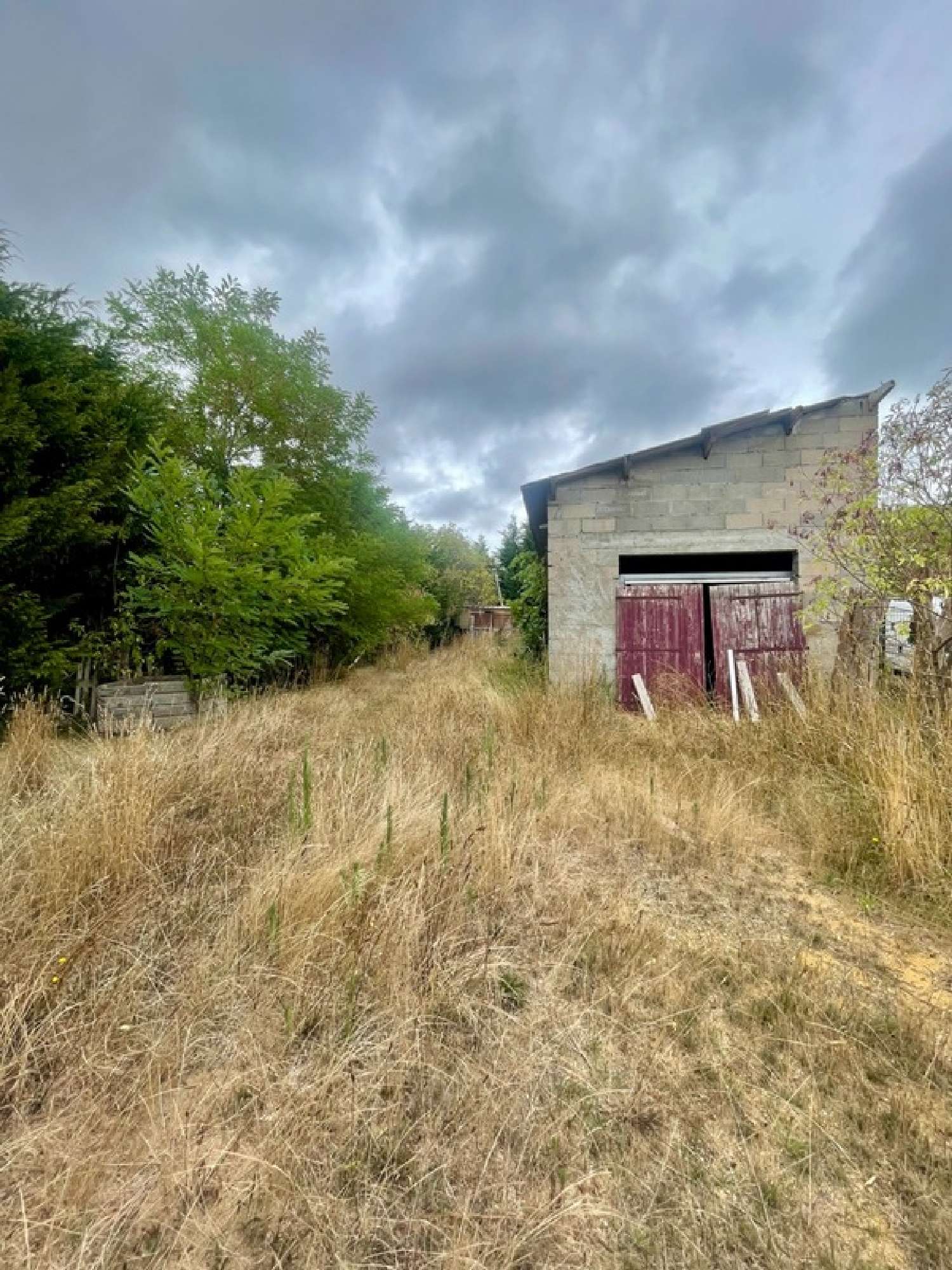  te koop terrein La Guerche-sur-l'Aubois Cher 2