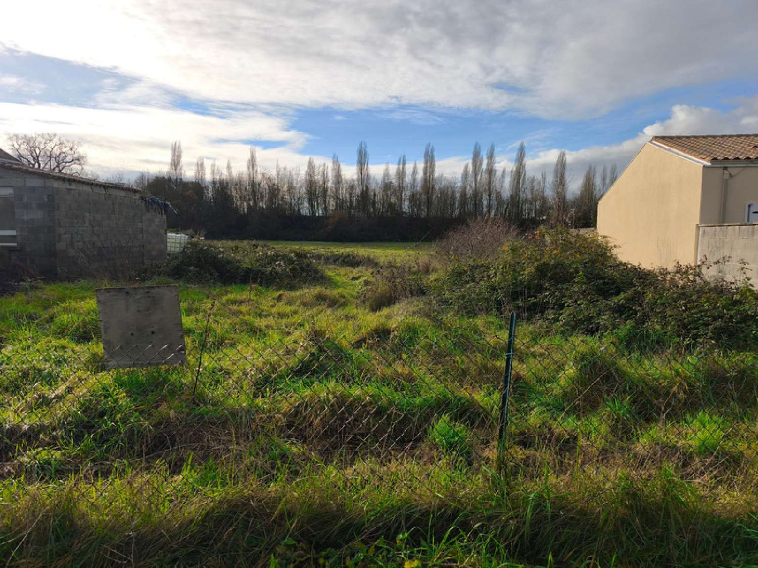  te koop terrein La Laigne Charente-Maritime 2