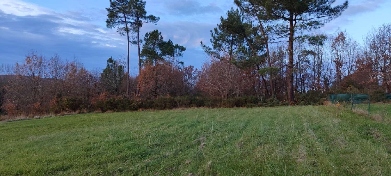  te koop terrein Lanquais Dordogne 1