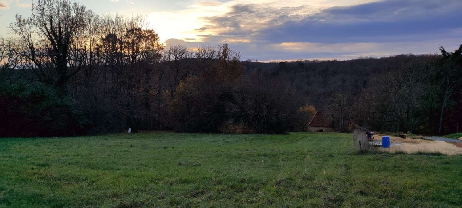  te koop terrein Lanquais Dordogne 2