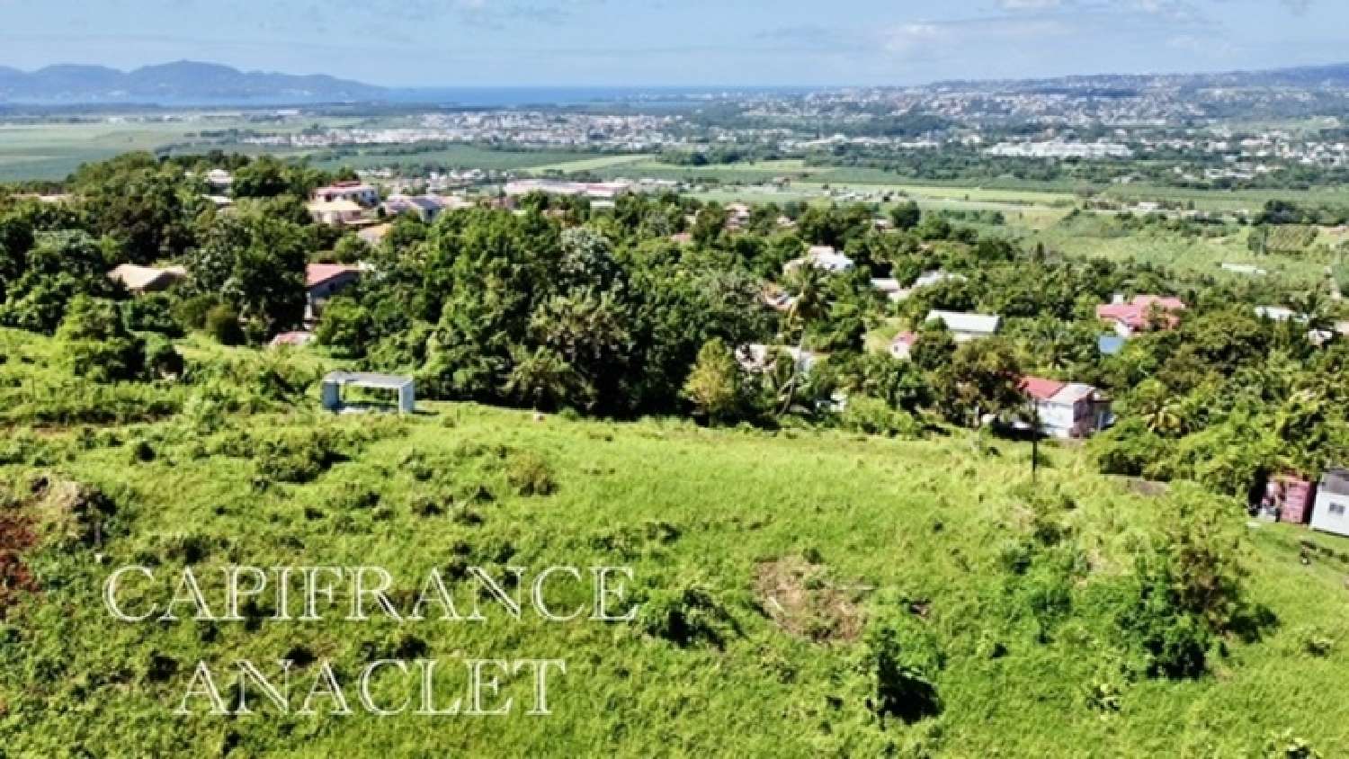 te koop terrein Le Lamentin Martinique 2