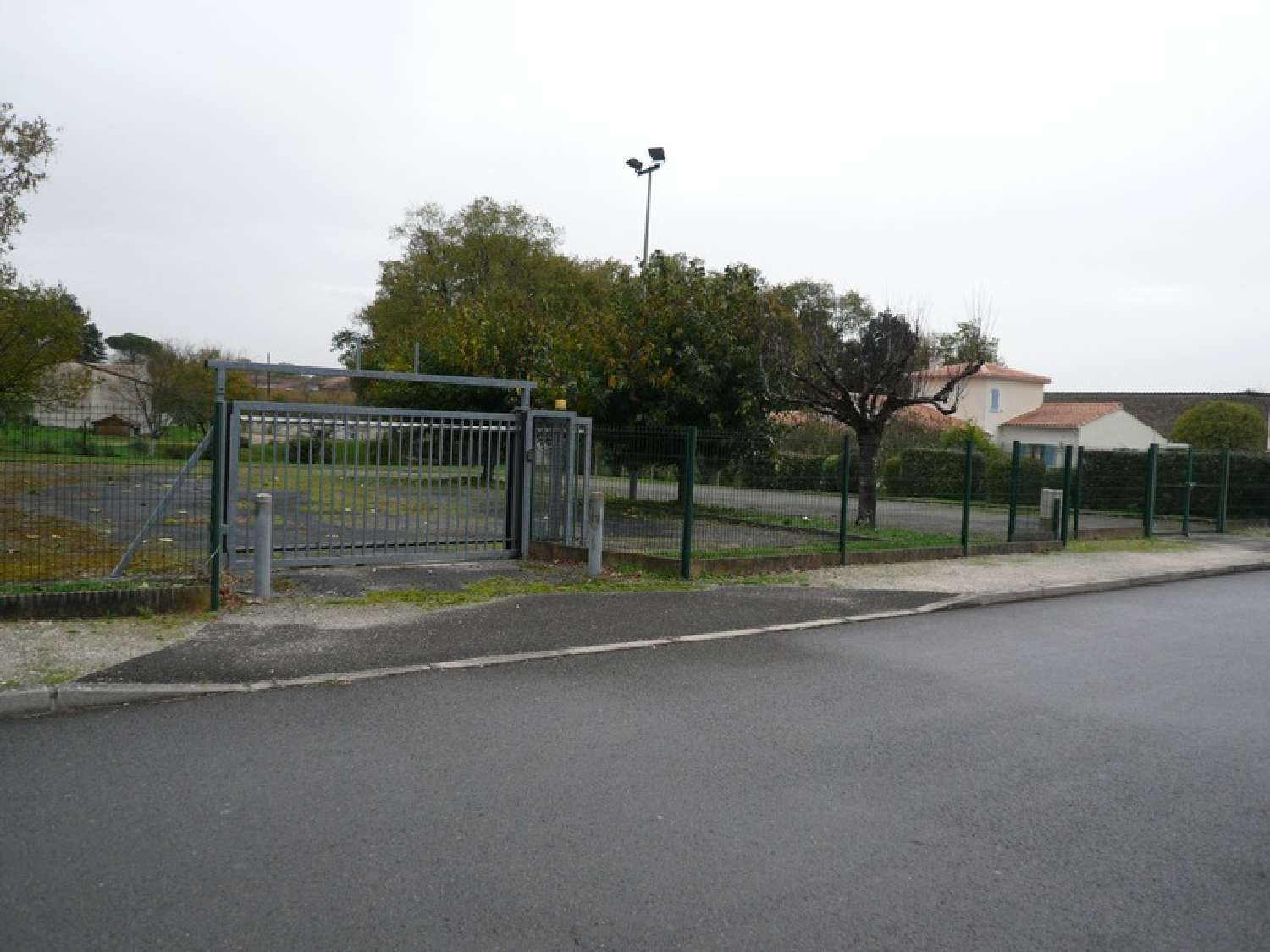 à vendre terrain Merpins Charente 5