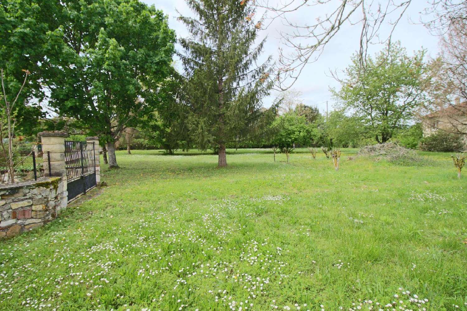  for sale terrain Puy-l'Évêque Lot 2