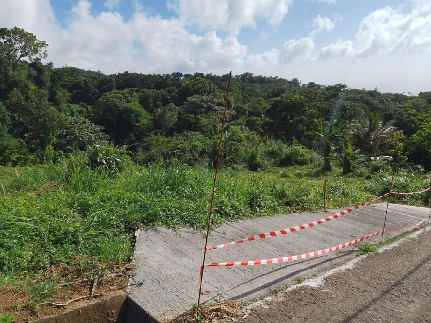 te koop terrein Saint-Claude Guadeloupe 1