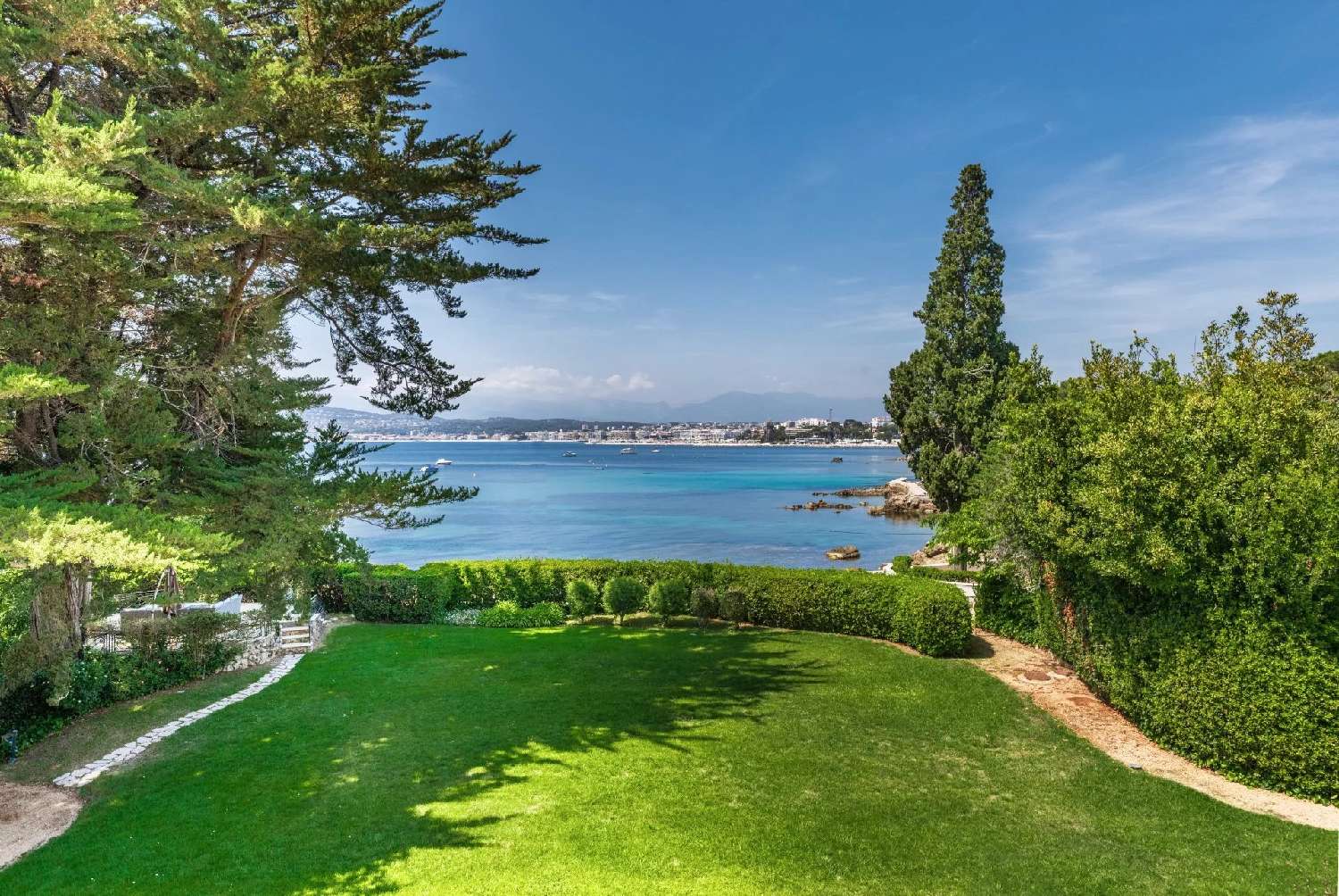à vendre villa Antibes 06160 Alpes-Maritimes 2