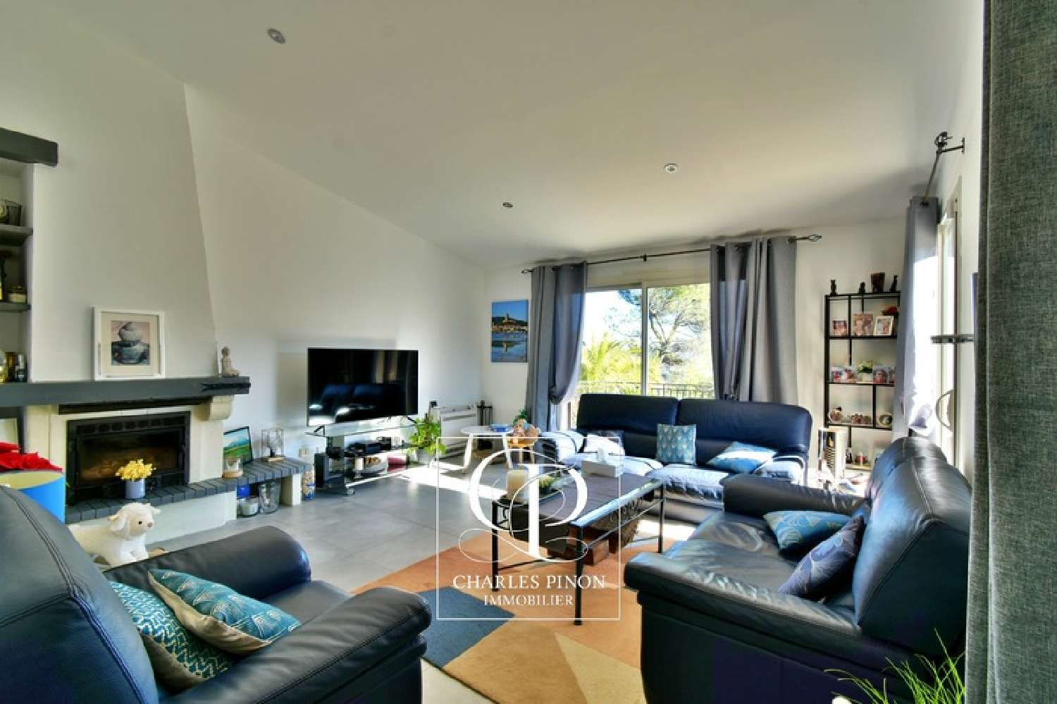 te koop villa Bouc-Bel-Air Bouches-du-Rhône 3