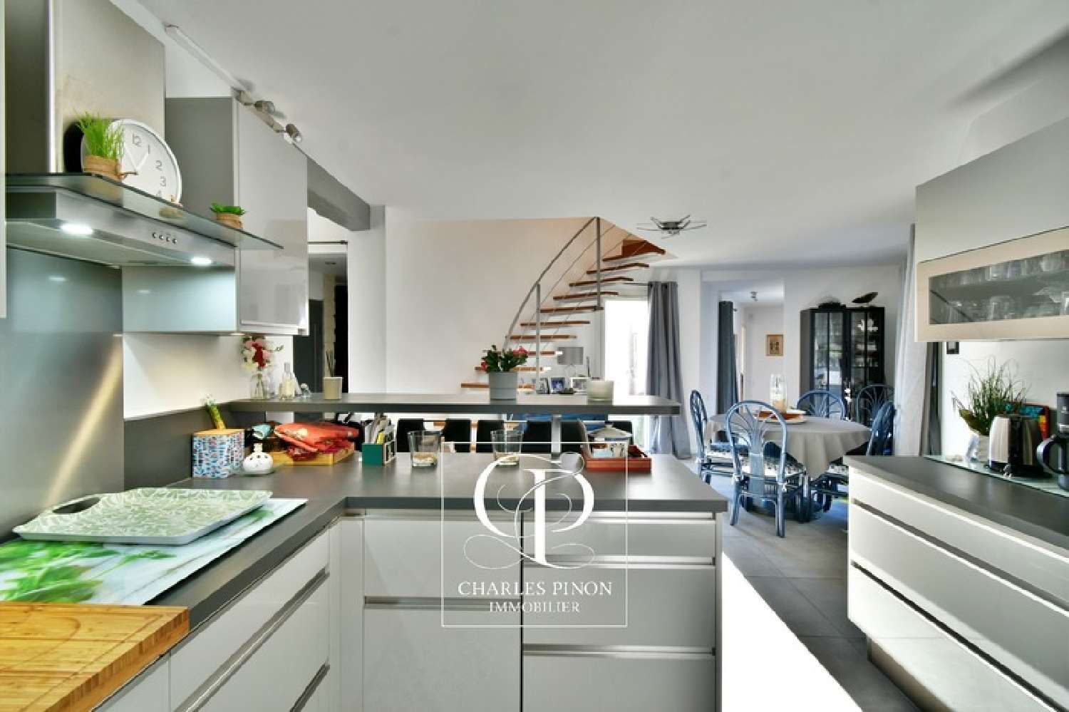 te koop villa Bouc-Bel-Air Bouches-du-Rhône 5