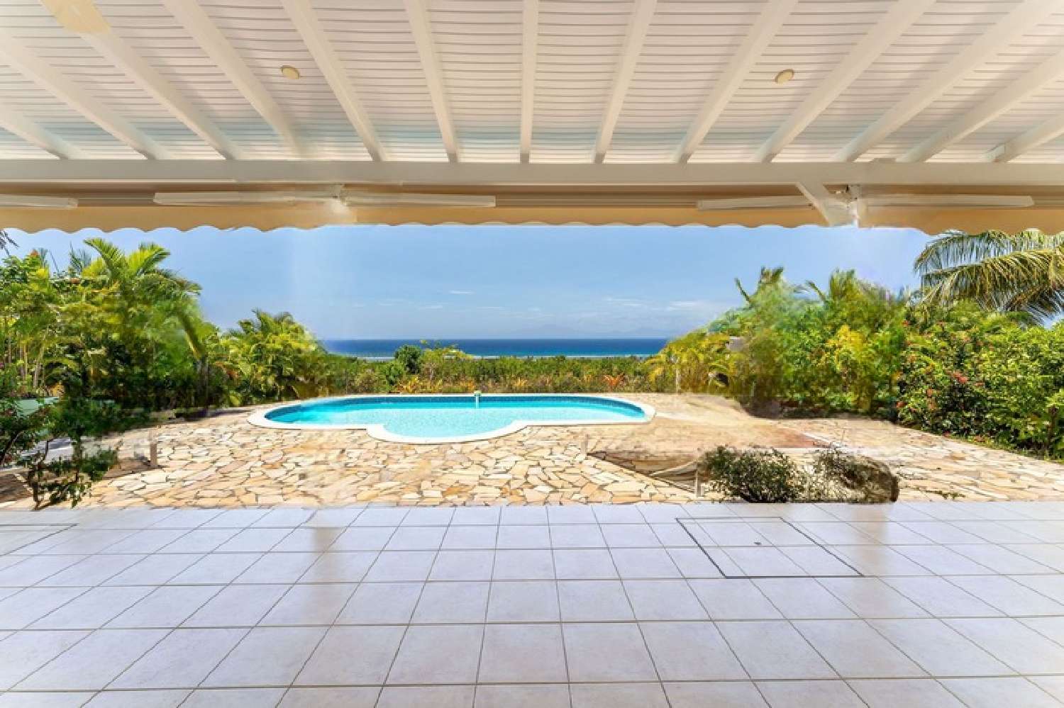  te koop villa Grand-Bourg Guadeloupe 1