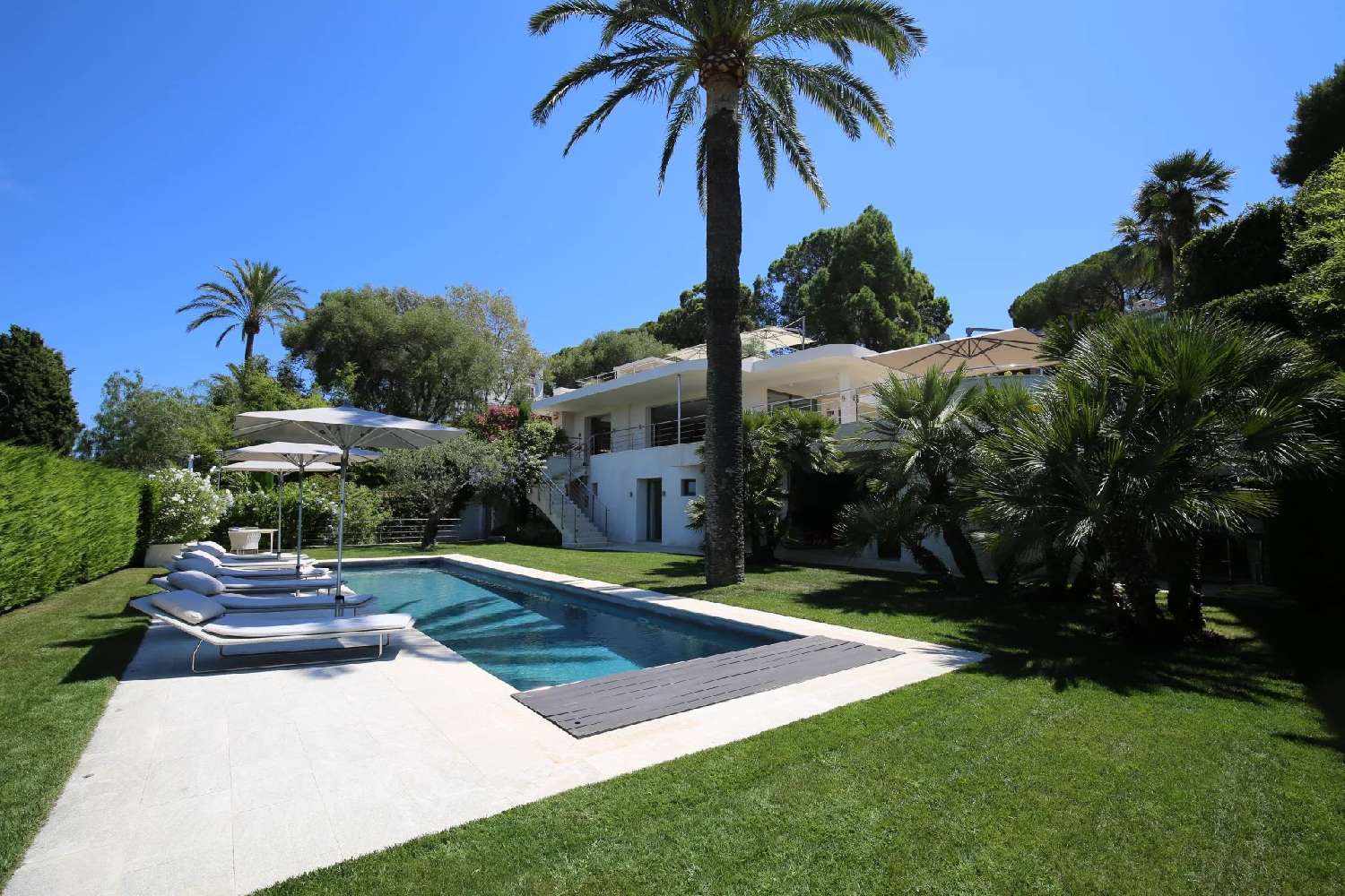 for sale villa Juan-les-Pins Alpes-Maritimes 3