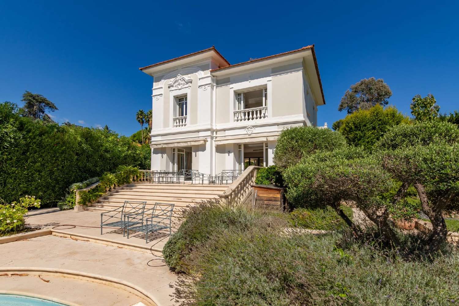 for sale villa Juan-les-Pins Alpes-Maritimes 2