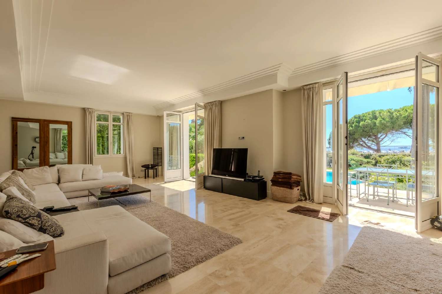 for sale villa Juan-les-Pins Alpes-Maritimes 8