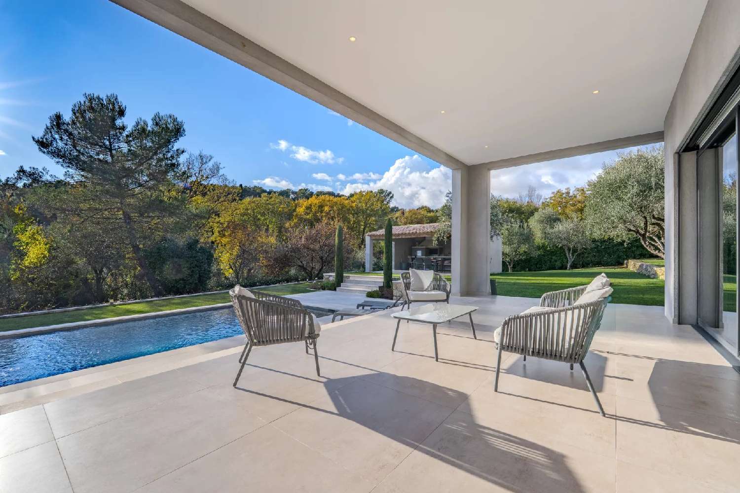  te koop villa Le Rouret Alpes-Maritimes 8