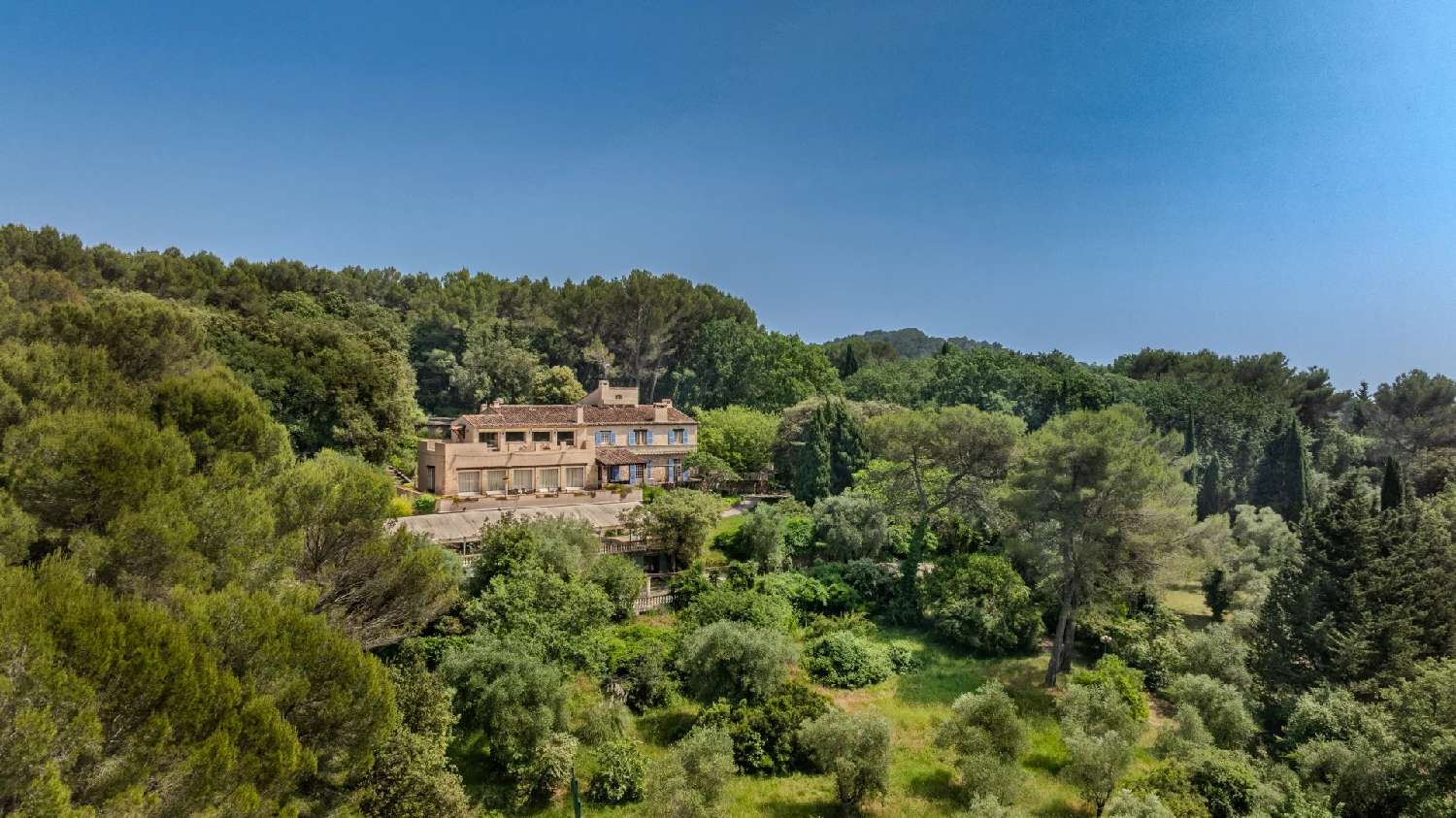 à vendre villa Mougins Alpes-Maritimes 3