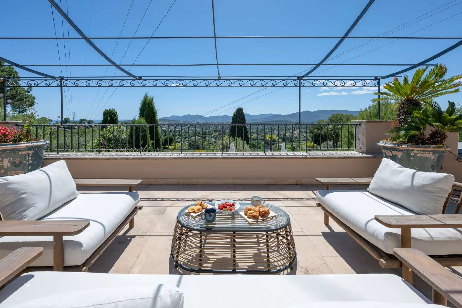  for sale villa Mougins Alpes-Maritimes 5