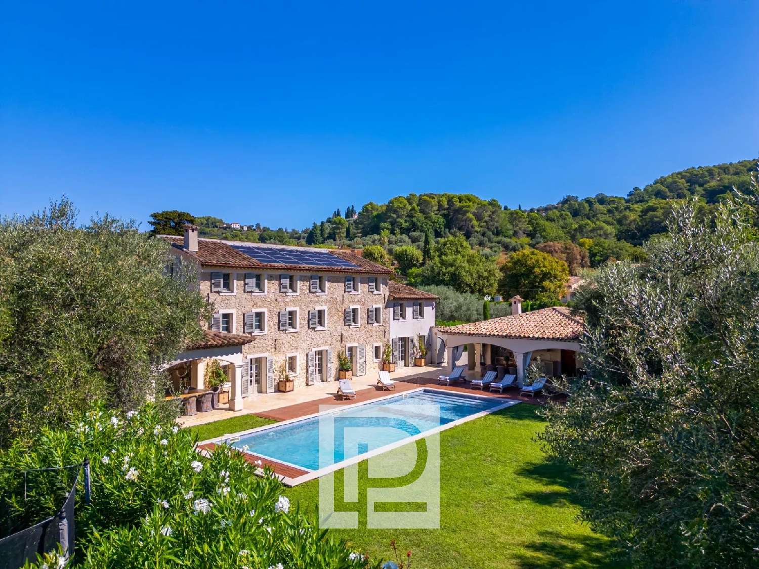  te koop villa Mougins Alpes-Maritimes 1