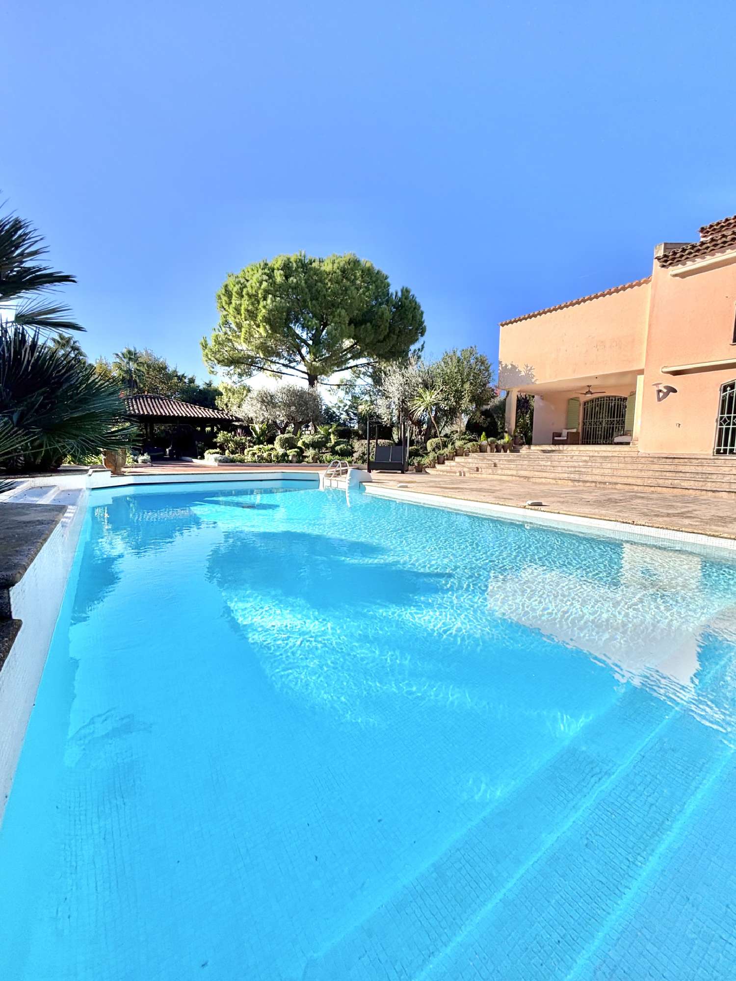 te koop villa Mougins Alpes-Maritimes 2