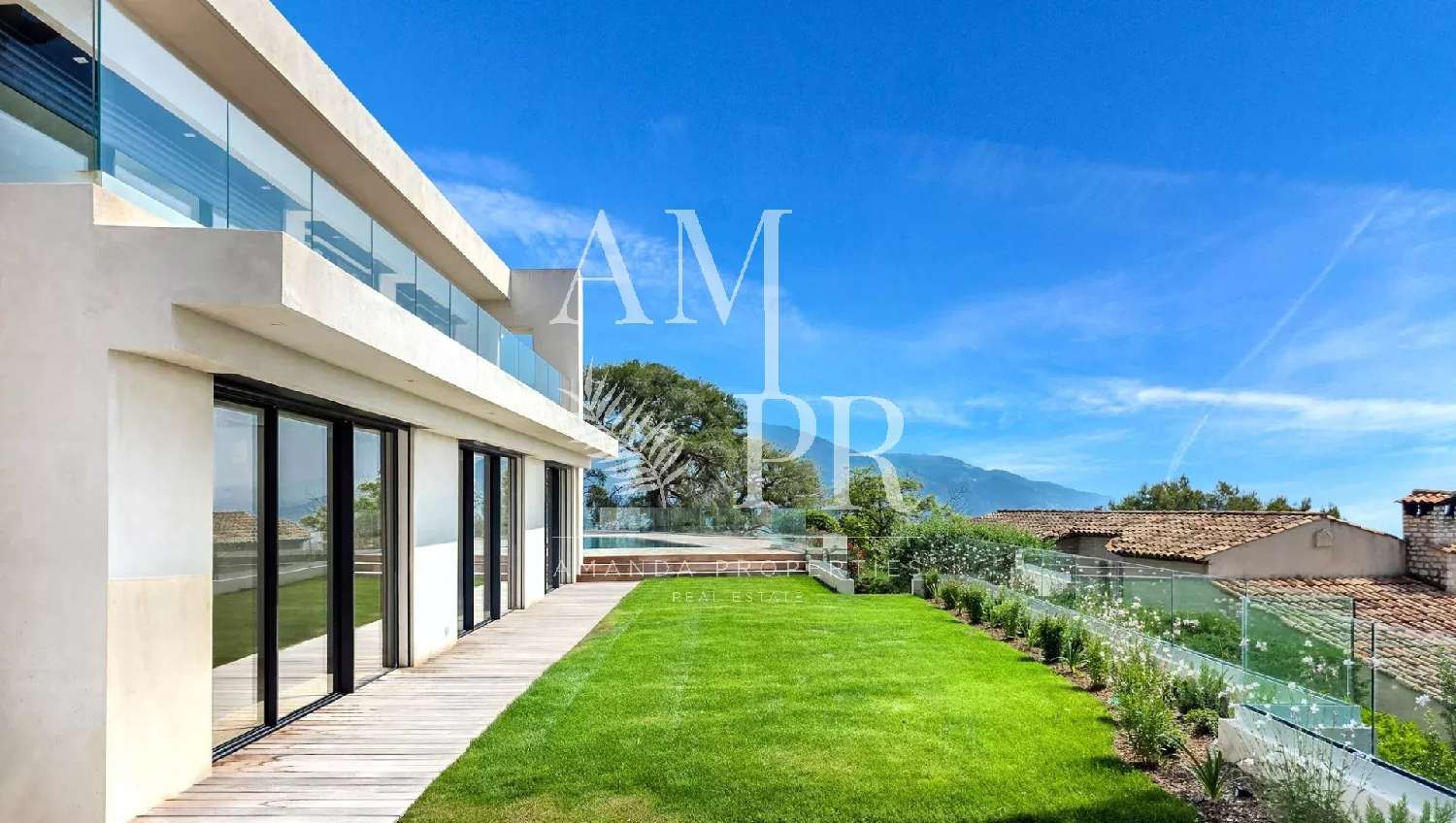 à vendre villa Roquebrune-Cap-Martin Alpes-Maritimes 2