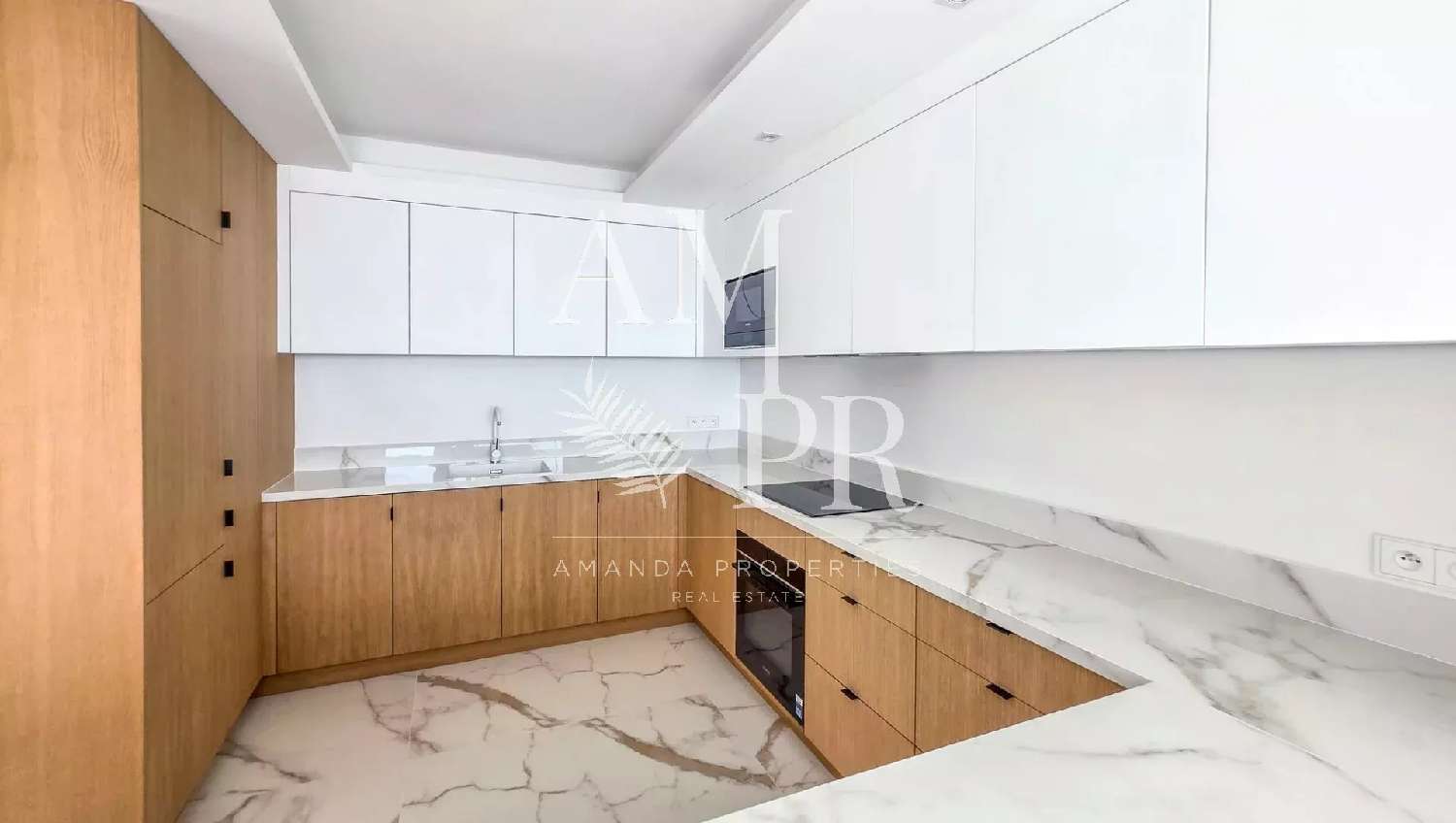 à vendre villa Roquebrune-Cap-Martin Alpes-Maritimes 8