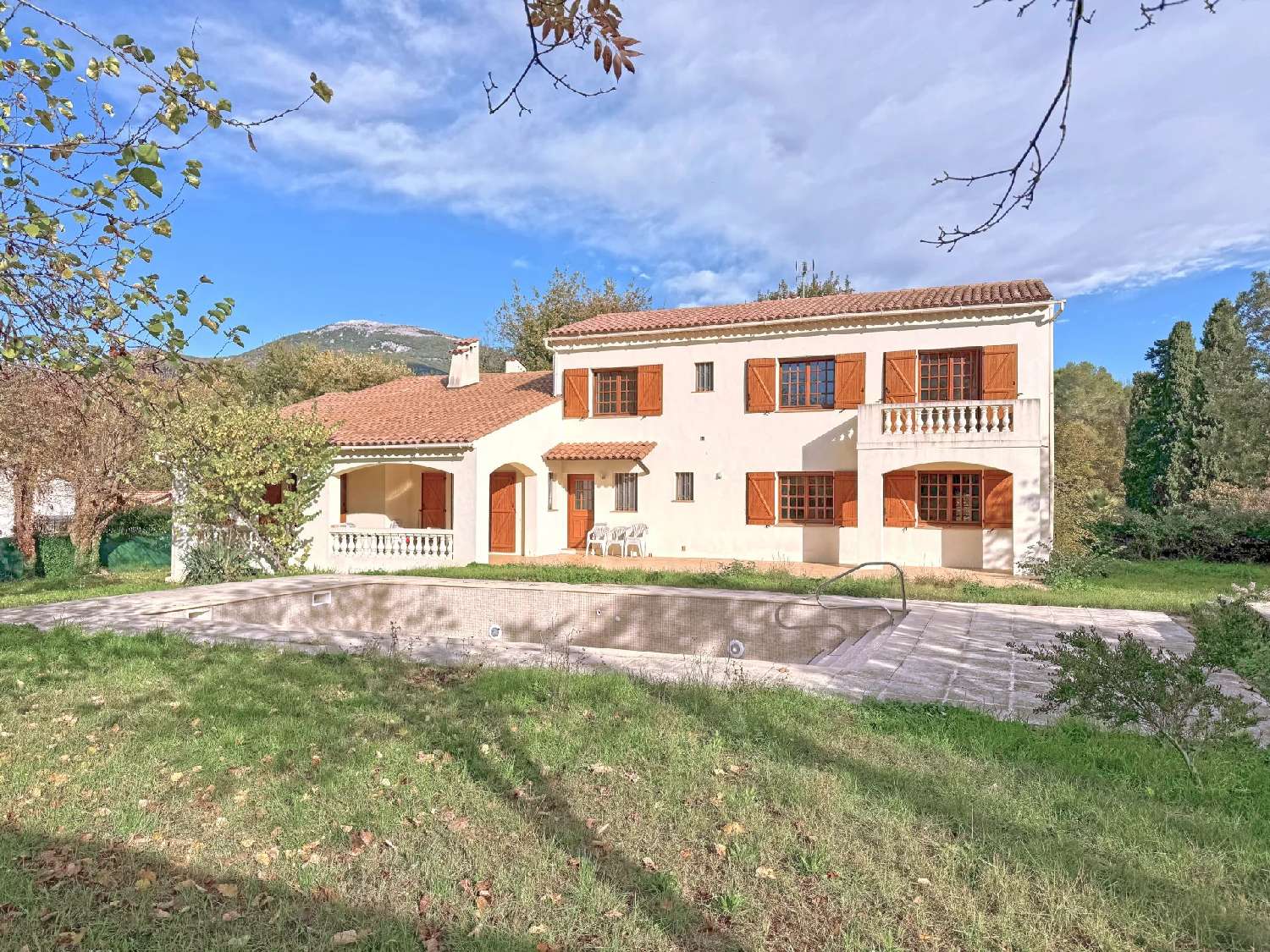 te koop villa Roquefort-les-pins Alpes-Maritimes 1