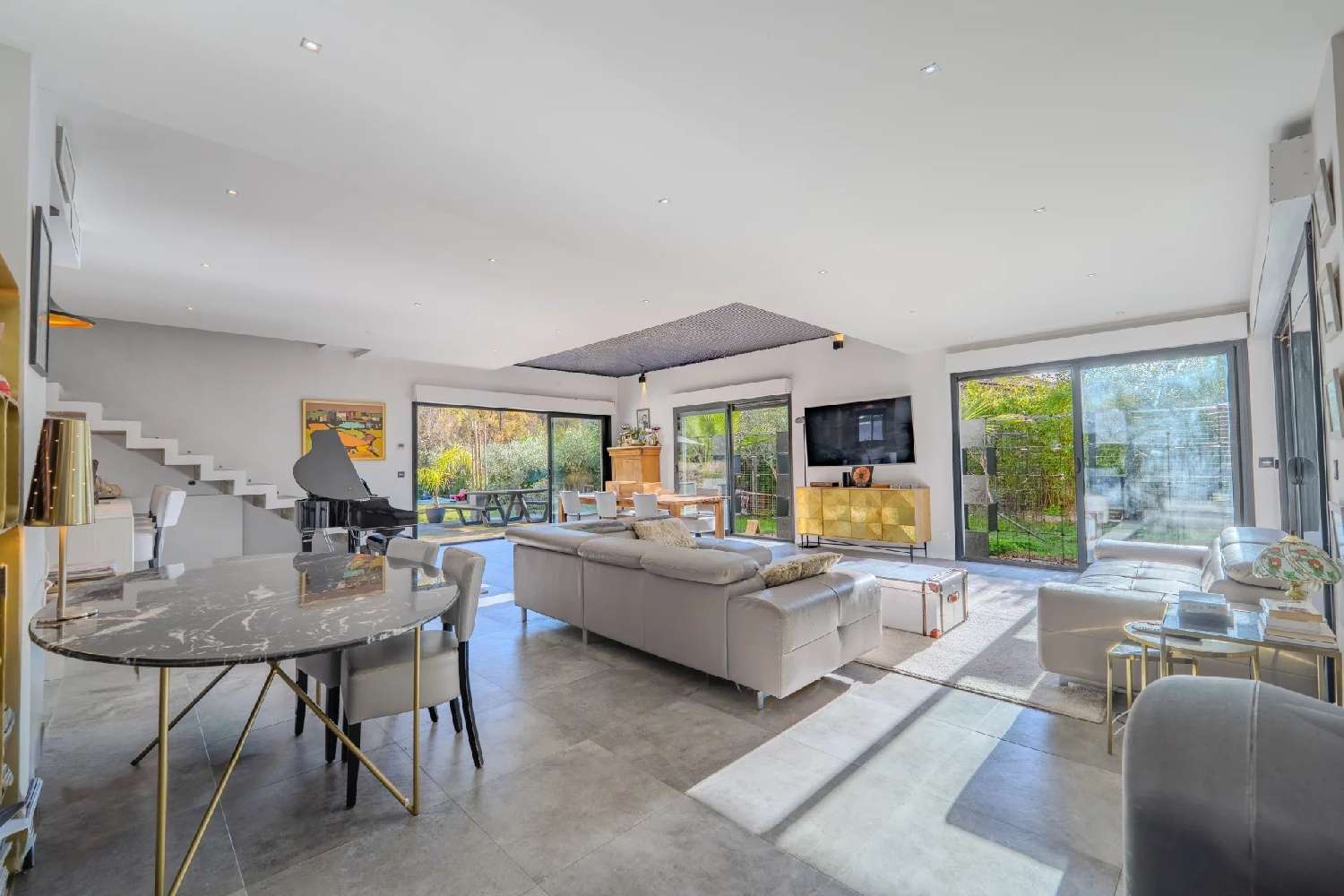  te koop villa Roquefort-les-pins Alpes-Maritimes 3