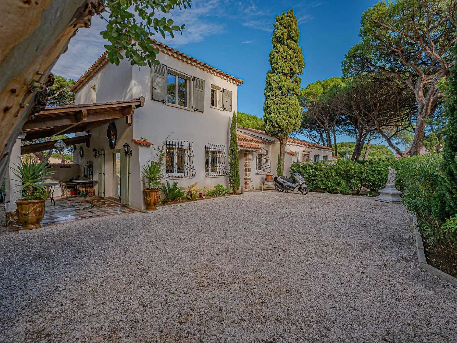 for sale villa Sainte-Maxime Var 4