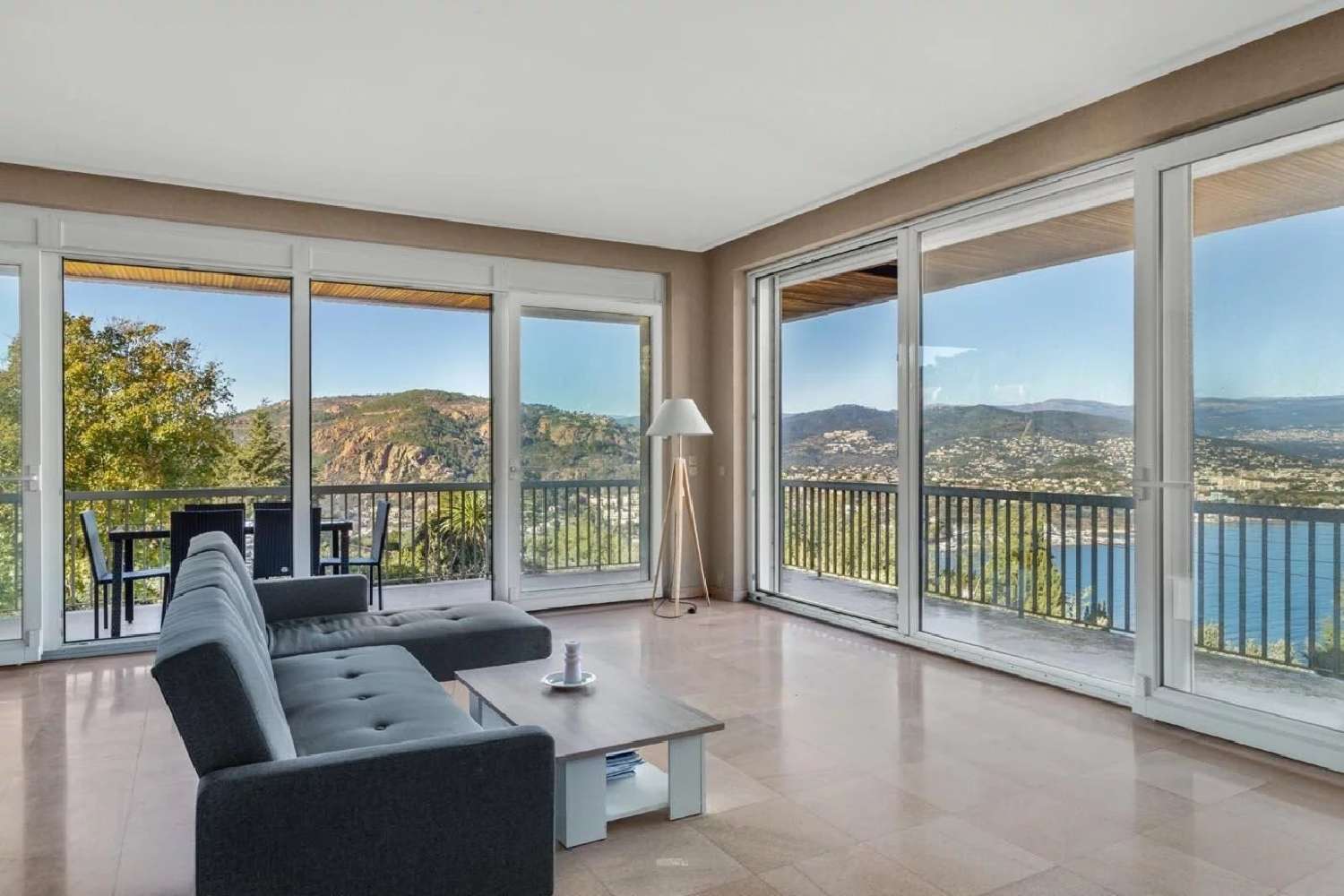  à vendre villa Théoule-sur-Mer Alpes-Maritimes 4