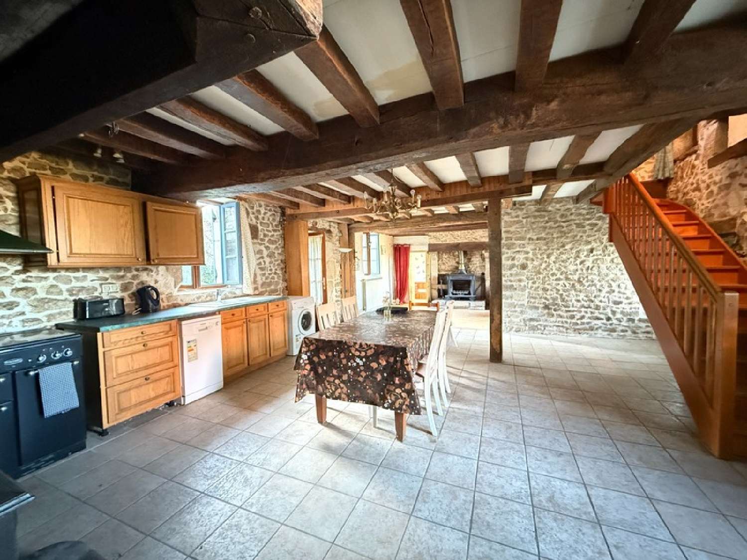  te koop dorpshuis Bussière-Dunoise Creuse 1